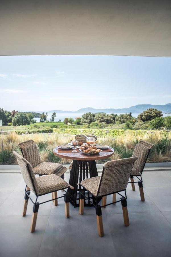 Varko Luxury Suites Paleros 외부 사진
