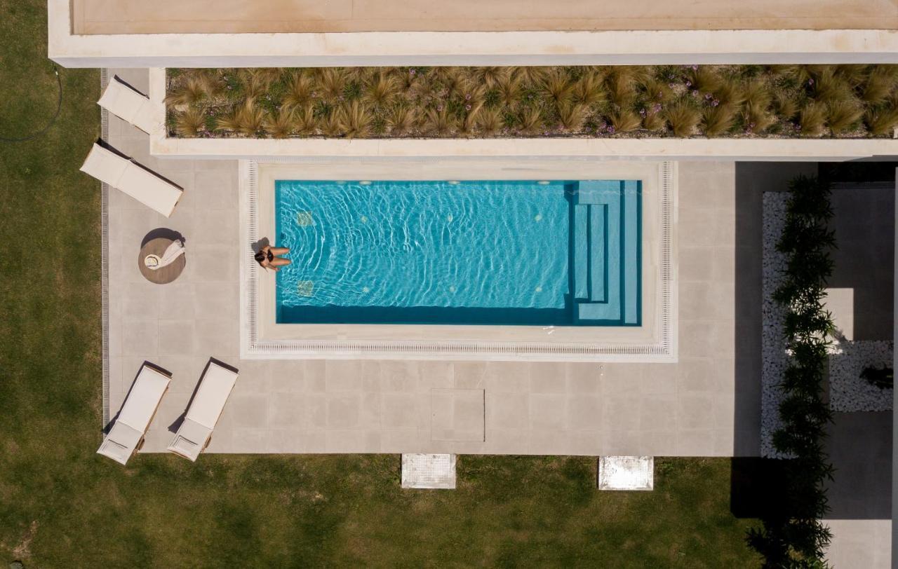 Varko Luxury Suites Paleros 외부 사진