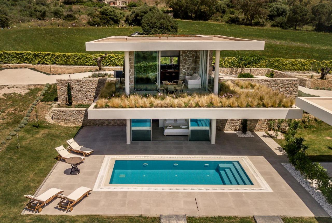 Varko Luxury Suites Paleros 외부 사진
