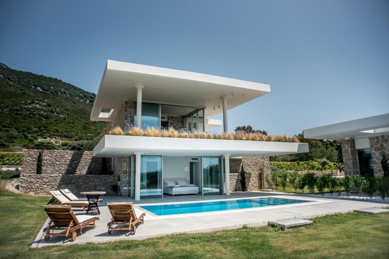 Varko Luxury Suites Paleros 외부 사진