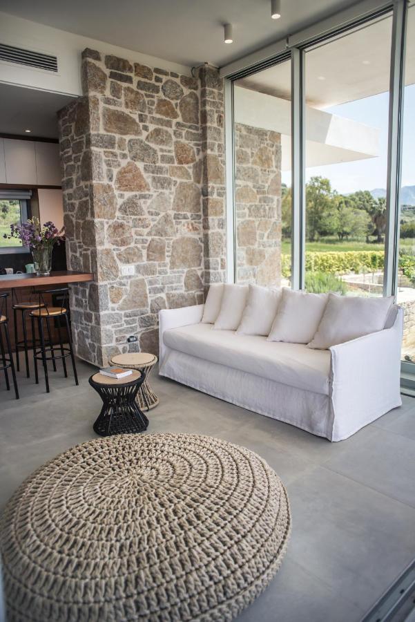 Varko Luxury Suites Paleros 외부 사진
