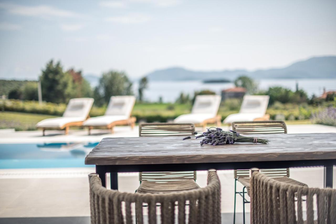 Varko Luxury Suites Paleros 외부 사진