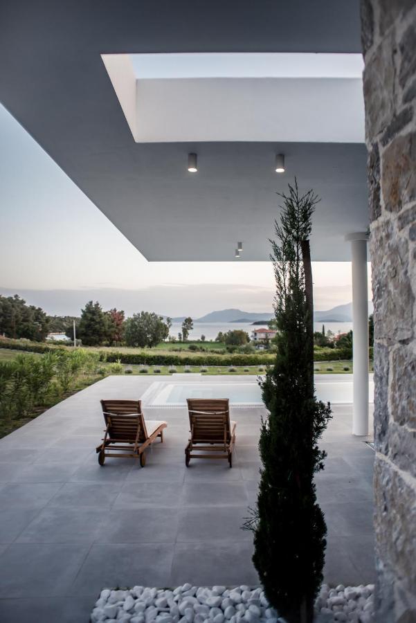 Varko Luxury Suites Paleros 외부 사진