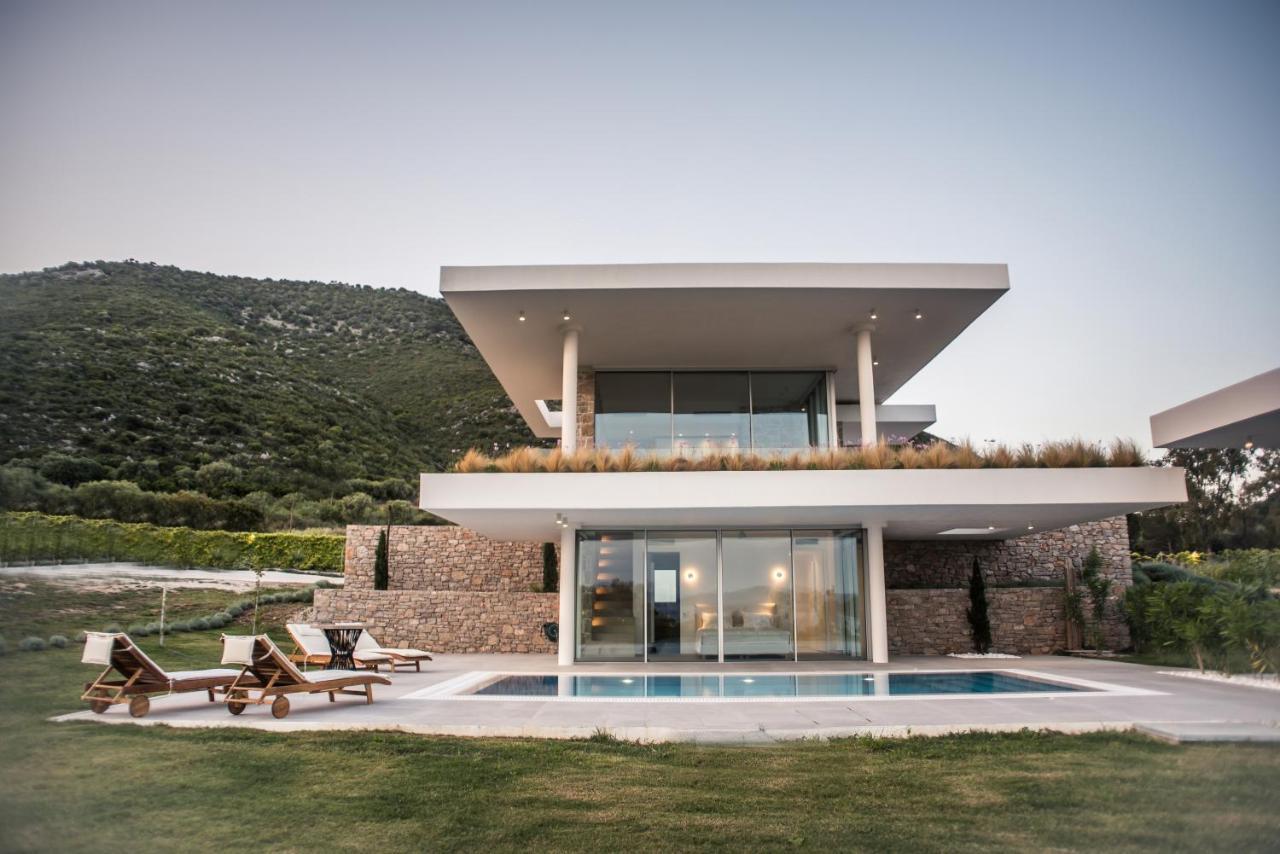 Varko Luxury Suites Paleros 외부 사진